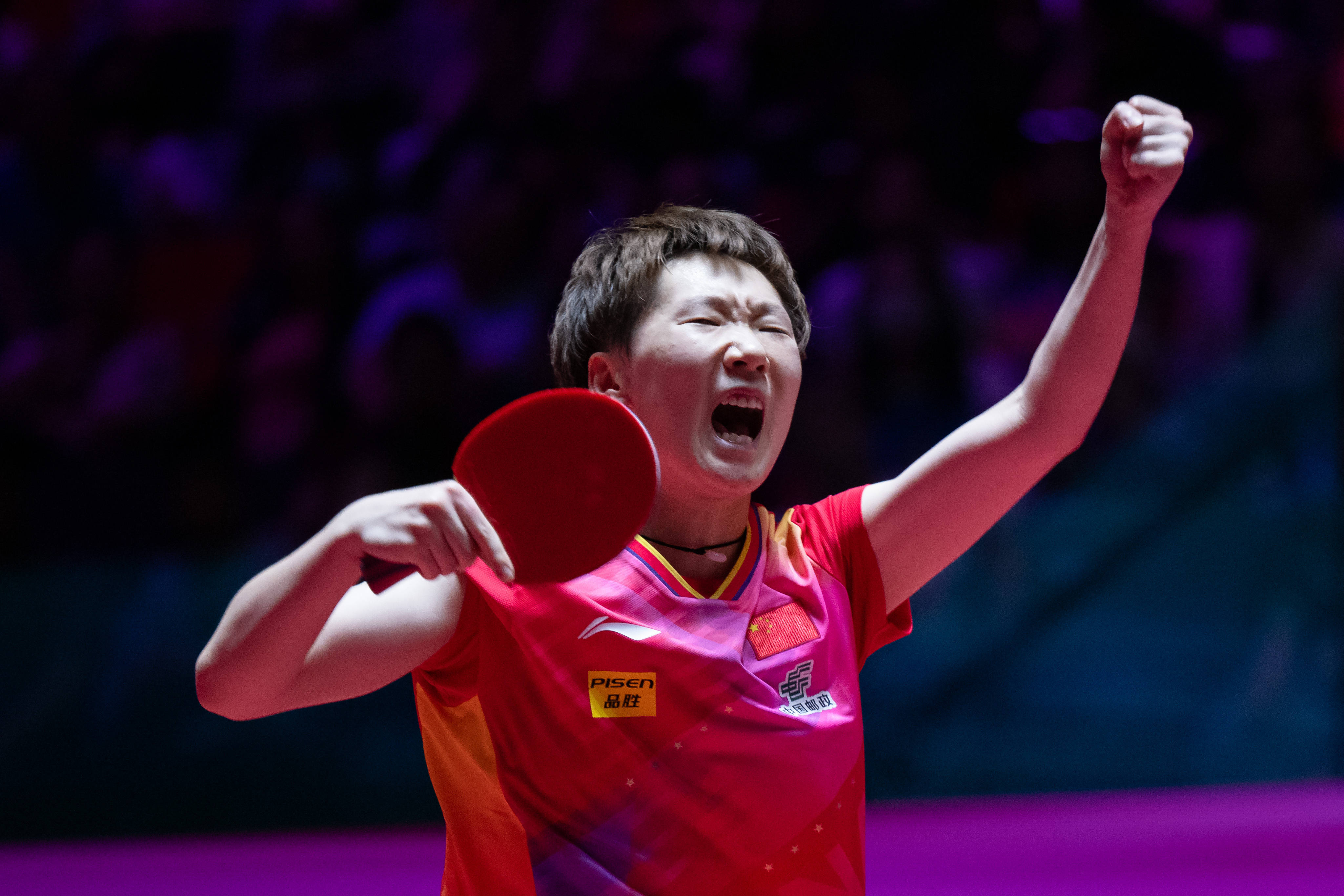 上展现出策 上展现出策